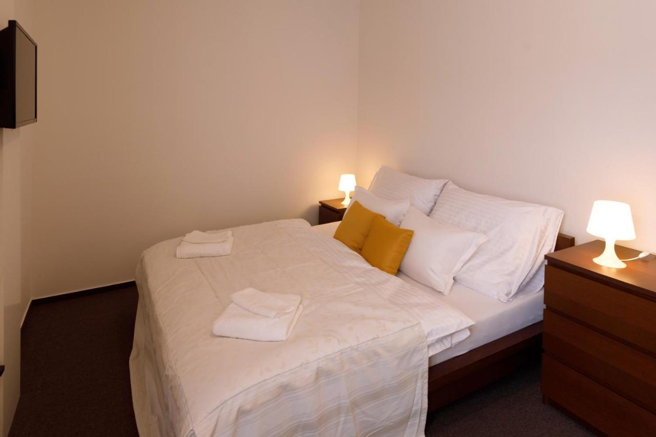 Litvan Sunset Apartments Τσέσκε Μπουντεγιόβιτσε Εξωτερικό φωτογραφία